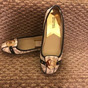 Michael Kors logo white flats